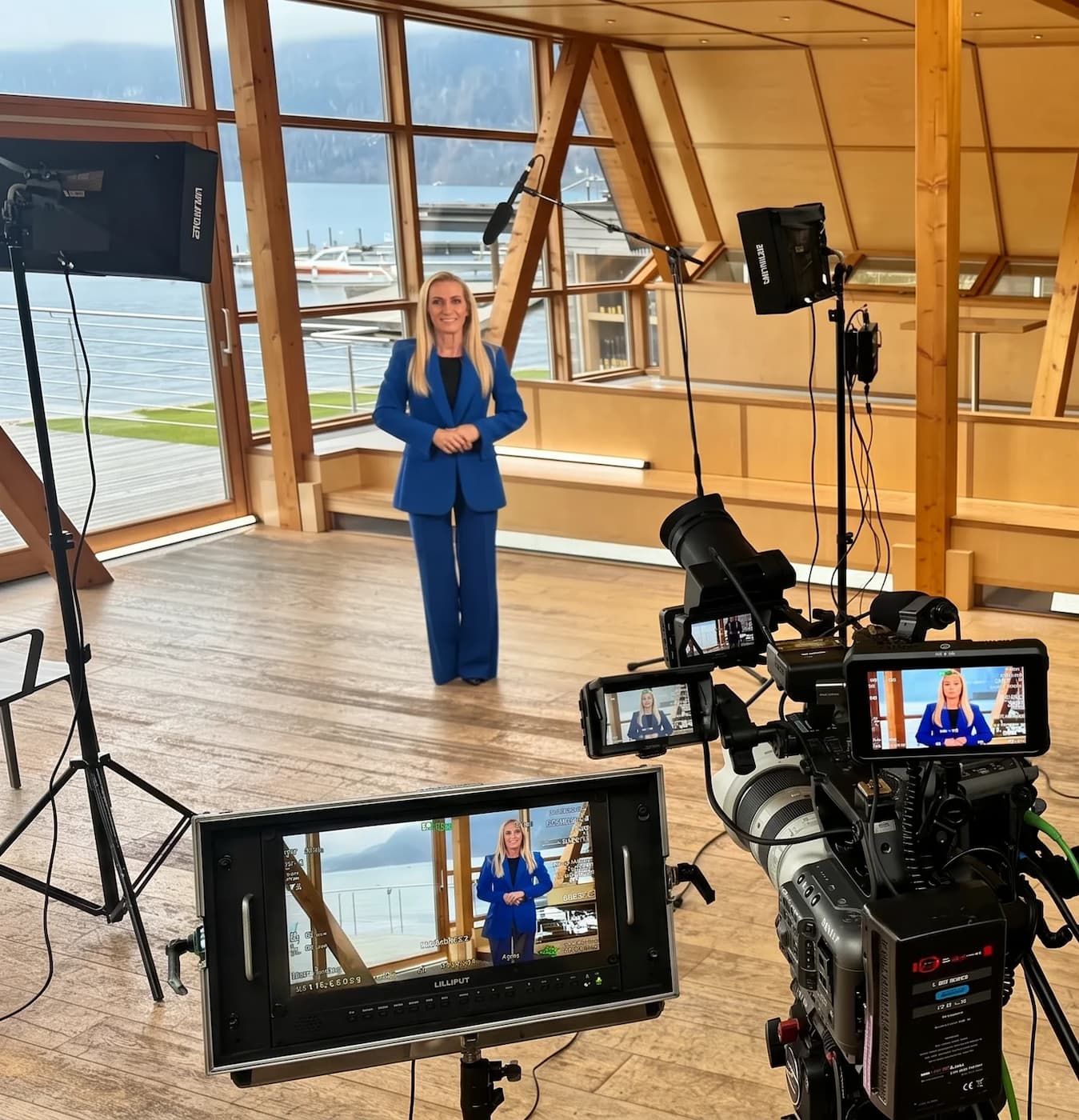 Camera recording of online course for speaker